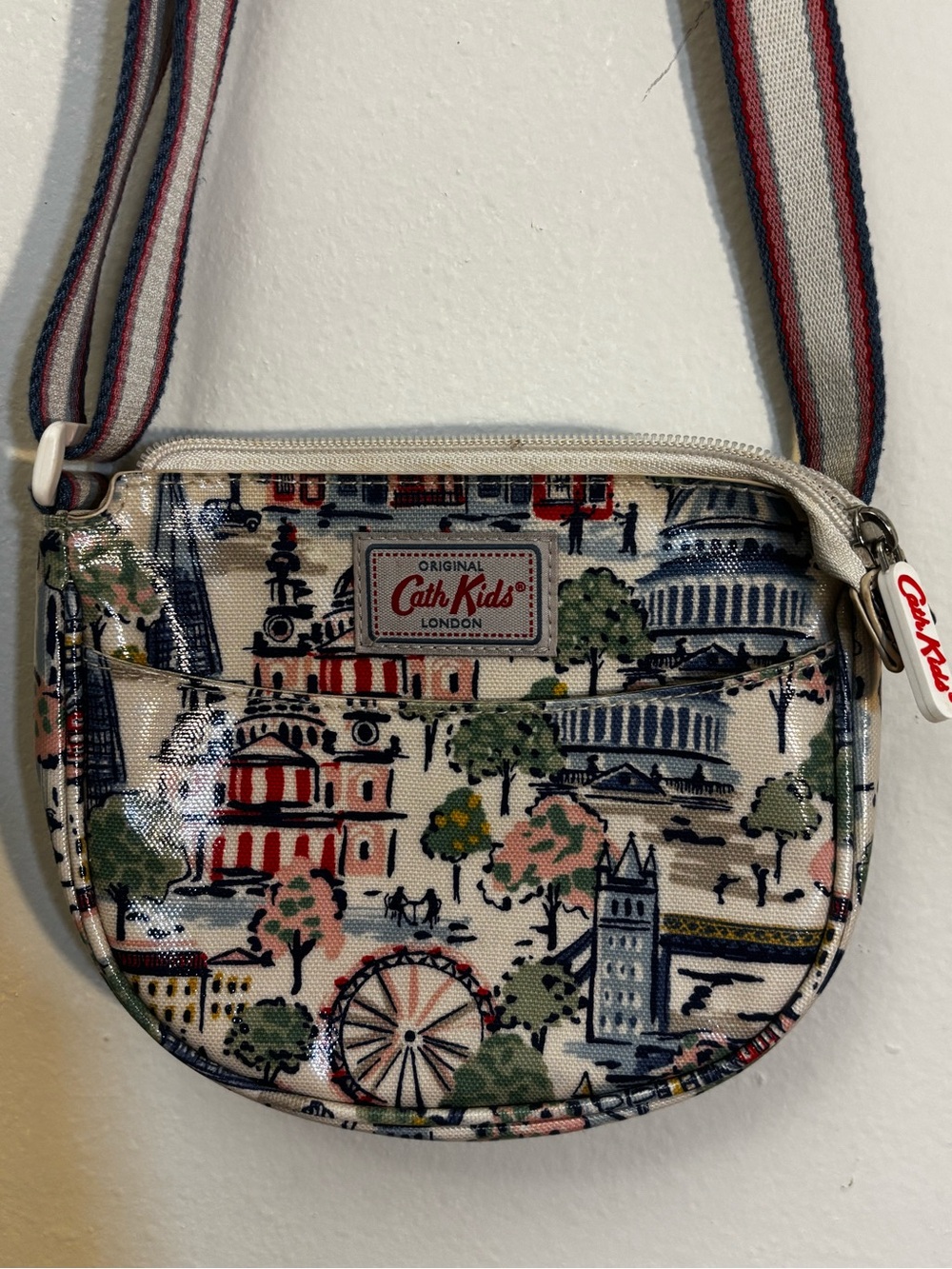 Cath Kids “London Parks/London Scene” Print Shoulder Bag